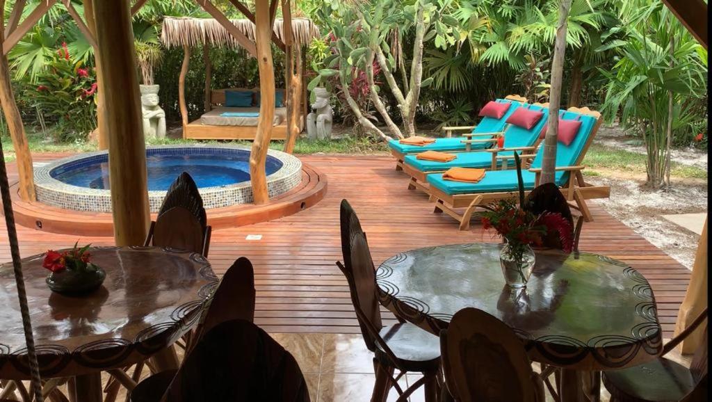 Casa Mambo Bed & Breakfast Cahuita Exterior foto